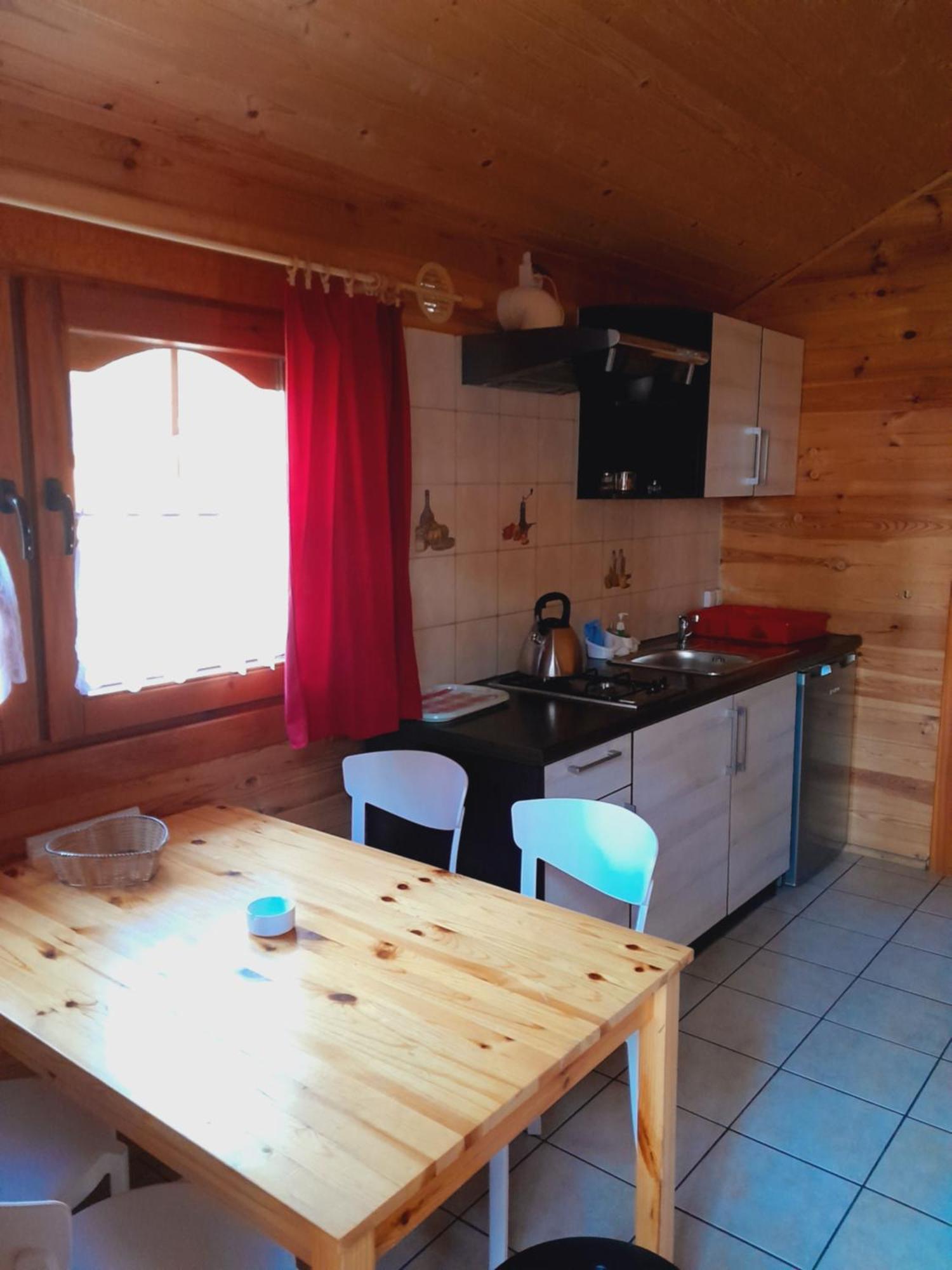 Osrodek Wypoczynkowy Kormoran Niesulice Hotel Екстериор снимка